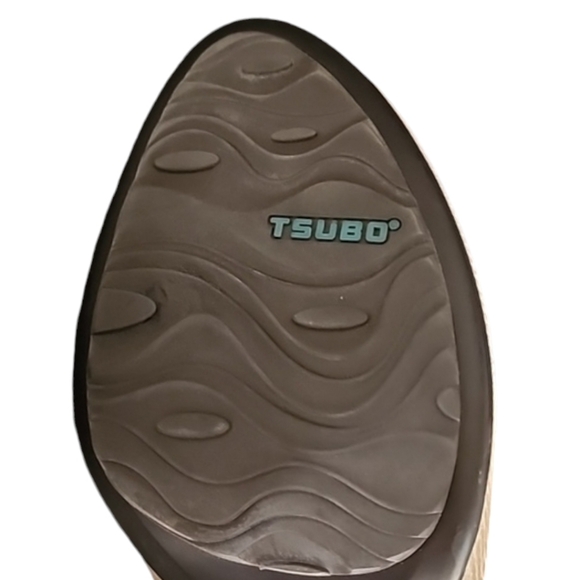 TSUBO Mary Jane T-strap Heels 40 9 Textured Slingback Industrial Retro Vintage - Picture 11 of 17